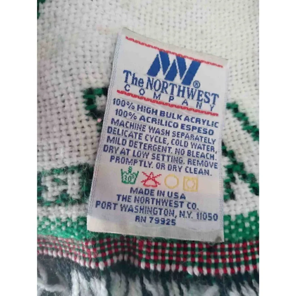 The Northwest Company Vintage Christmas Blanket High Bulk Acrylic 42' x 47'
